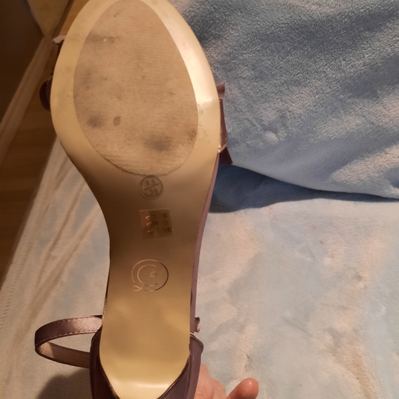 Steve Madden strappy shoes - Picture 2 of 5